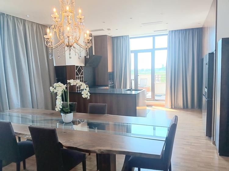 Apartament decomandat în Băneasa