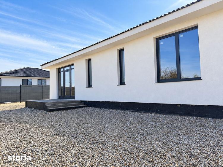 Casă cu 4 camere decomandat cu Teren 572 Mp în Paleu