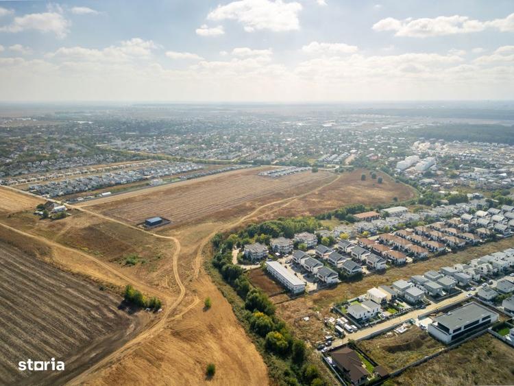 Teren de 16500 mp, în Tunari