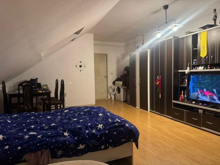 Garsonieră decomandată în Florești