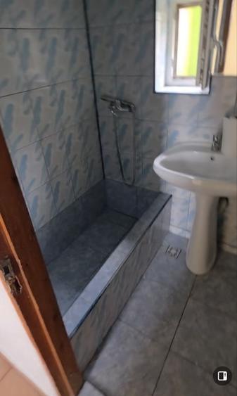 Apartament cu 2 camere decomandat în Rahova