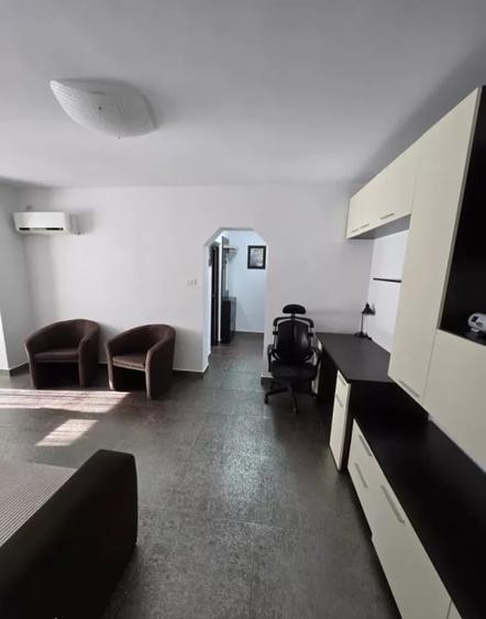 Apartament cu 2 camere semidecomandat, mobilat în Tomis II