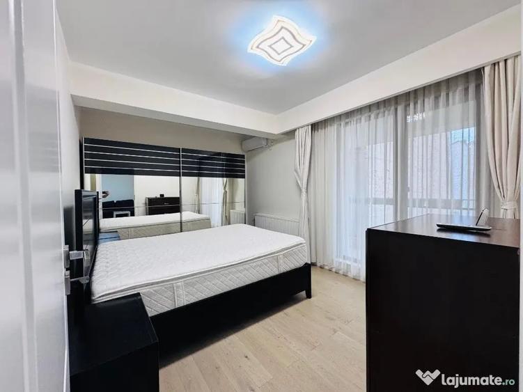 Apartament cu 3 camere semidecomandat în Banu Manta