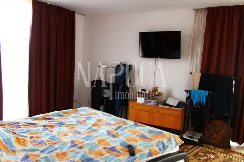 Casă individuală cu 6 camere cu Canalizare în Iris