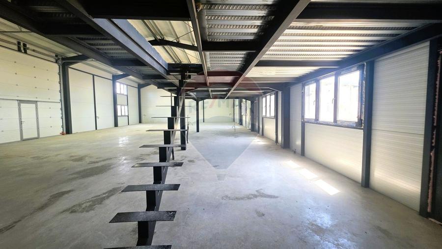 Spațiu industrial, de 580 mp, în Exterior Nord