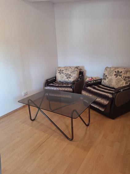 Apartament cu 2 camere decomandat în Brâncoveanu
