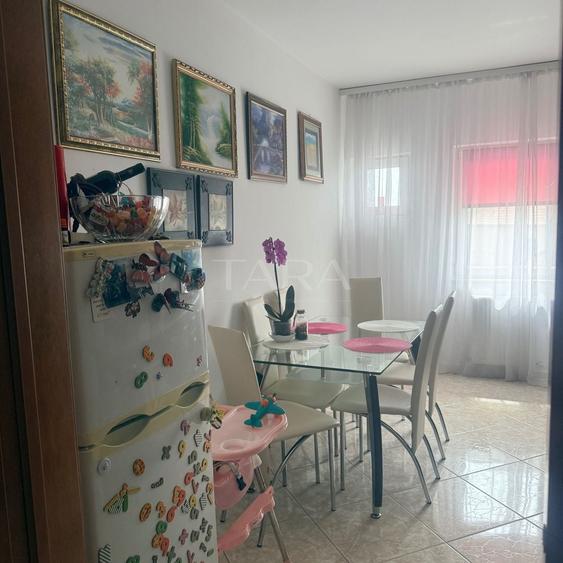 Apartament cu 2 camere decomandat, mobilat în Apahida