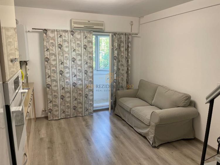 Apartament cu 2 camere semidecomandat, mobilat în Apărătorii Patriei