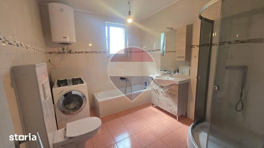 Casă cu 2 camere cu Teren 536 Mp în Central