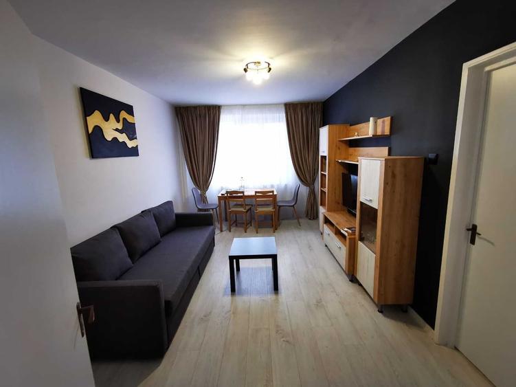 Apartament cu 2 camere în Drumul Carului