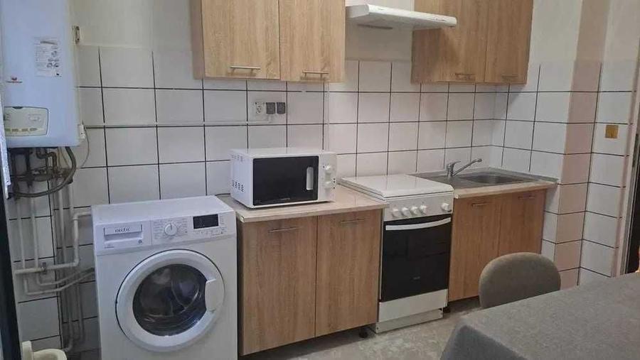 Apartament cu 2 camere decomandat în Sud