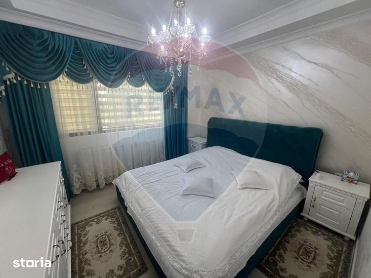 Casă cu 6 camere cu Teren 1615 Mp în Central