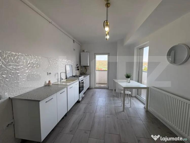 Apartament cu 2 camere semidecomandat în Mărăști