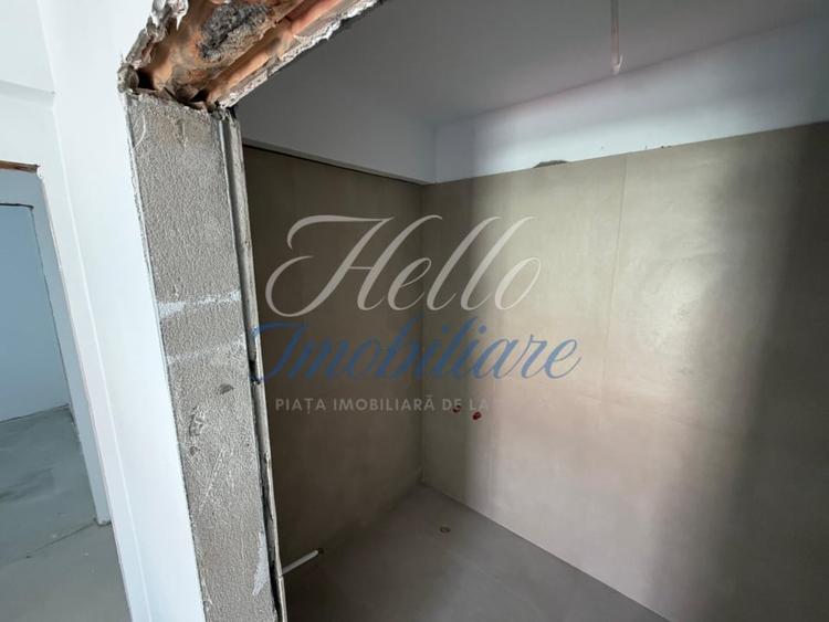 Apartament cu 4 camere semidecomandat în Florești