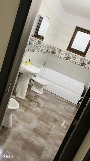 Apartament cu 4 camere în Mărăști