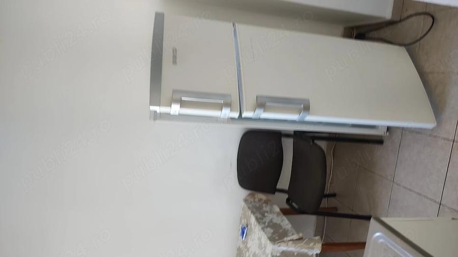 Apartament cu 2 camere decomandat în Nicolina