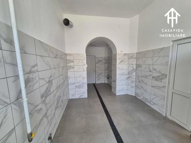 Spațiu comercial, de 67 mp, în Central