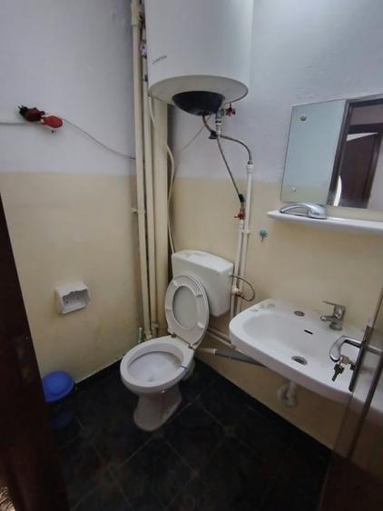 Apartament cu 3 camere decomandat, mobilat în Peco