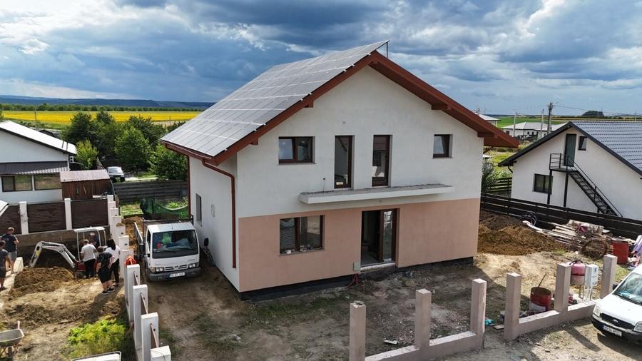 Casă cu 4 camere în Miroslava