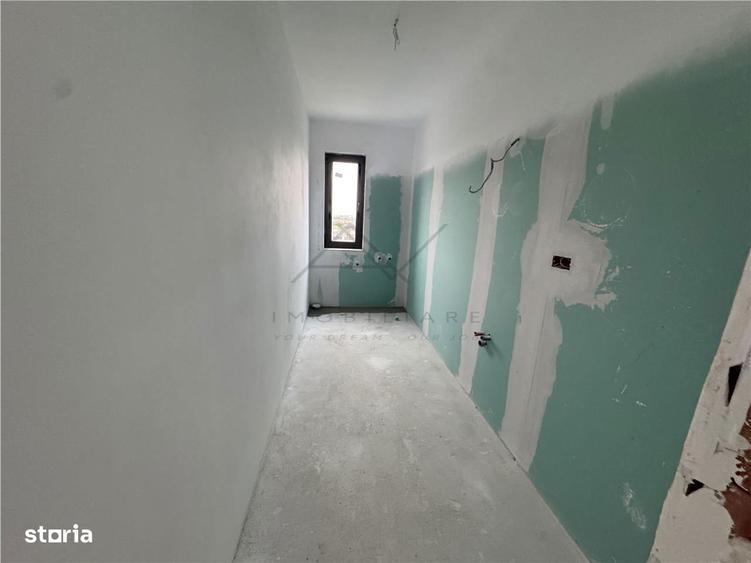 Casă cu 7 camere cu Canalizare în Ciorogârla