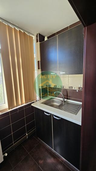 Apartament cu 2 camere decomandat în Est