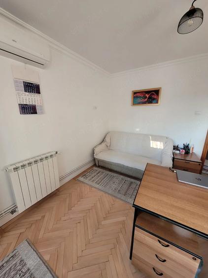 Apartament cu 3 camere decomandat în Decebal