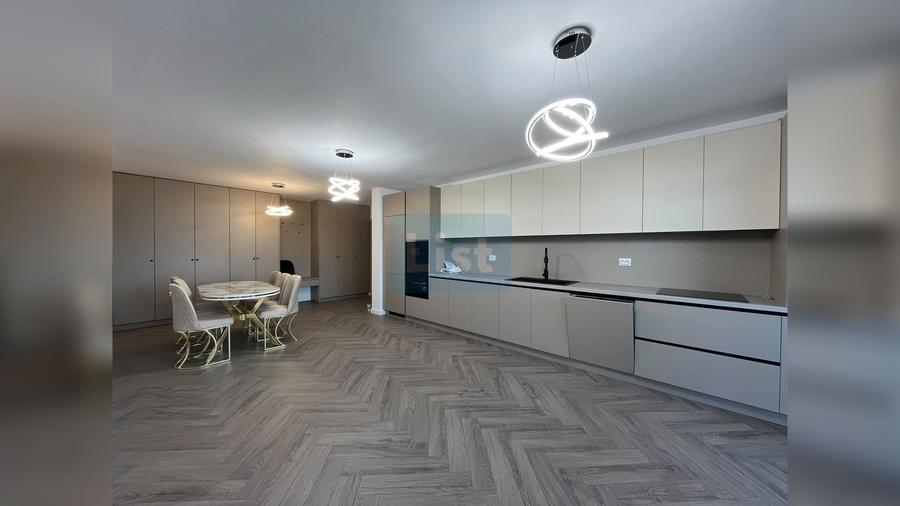Apartament cu 3 camere semidecomandat în Gheorgheni