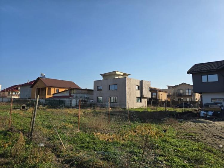 Teren Construcții intravilan de 365 mp, în Km 5
