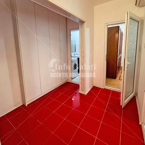 | Apartament cu 2 camere | Siderurgistilor Vest | Etaj 3 | - 8