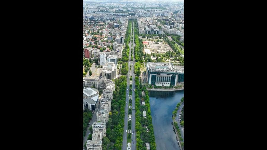 Apartament cu 3 camere decomandat în Nerva Traian