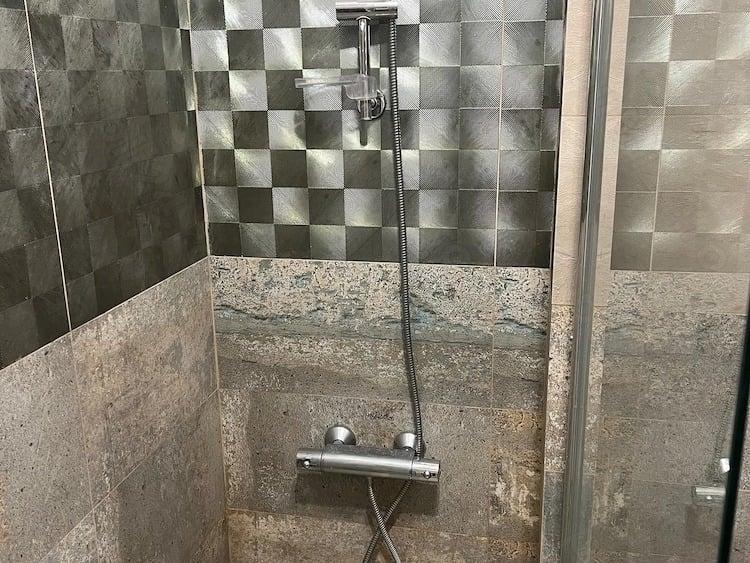 Garsonieră decomandată în Drumul Taberei