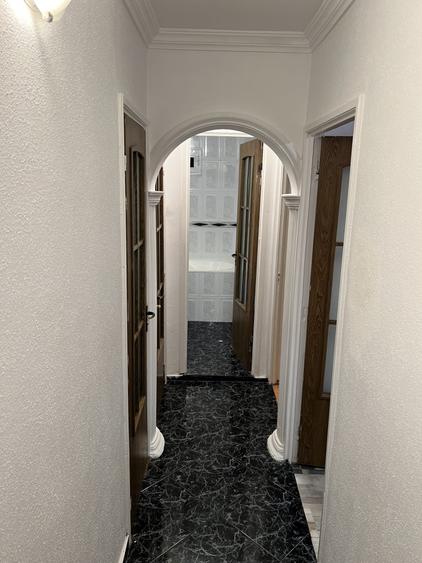 Apartament cu 3 camere decomandat în Dristor