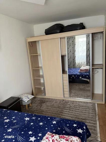 Apartament cu 3 camere decomandat în Rahova