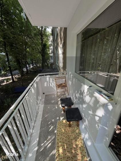 Apartament cu 3 camere în Berceni