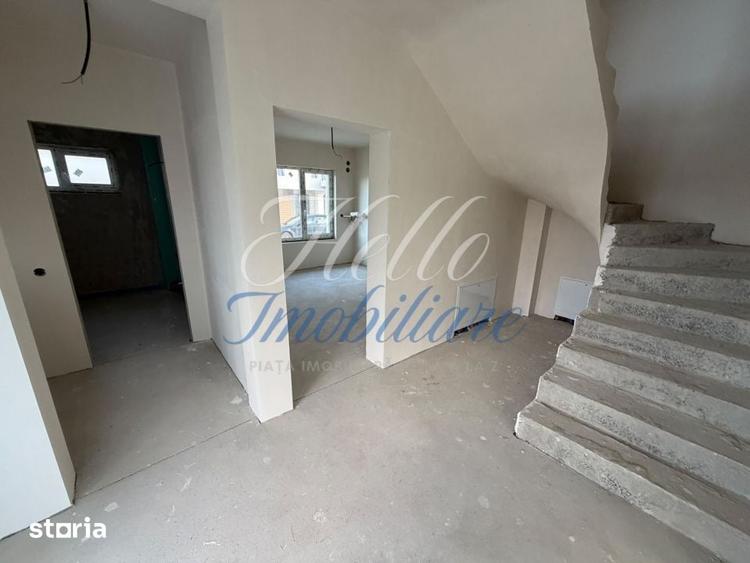 Triplex 4 camere 112.7 mp si teren 256 mp in Floresti zona Terra - 6