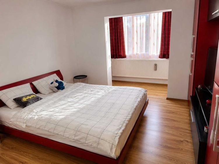Apartament cu 3 camere decomandat în Ultracentral