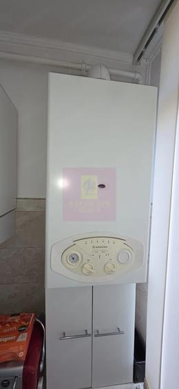 Apartamnet cu 3 camere de vanzare in Campina, Central - 5