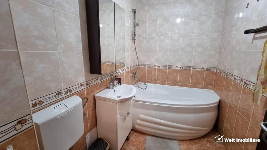 Apartament cu 2 camere semidecomandat, mobilat în Florești