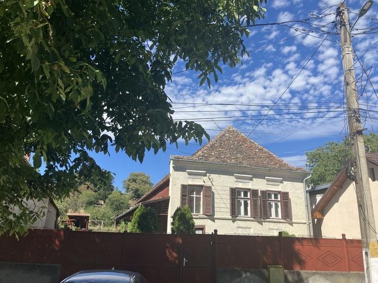 Casă cu 3 camere în Jidvei