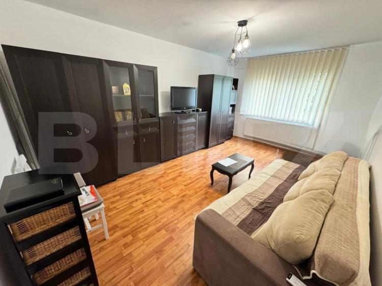 Apartament cu 2 camere decomandat în Cornitoiu