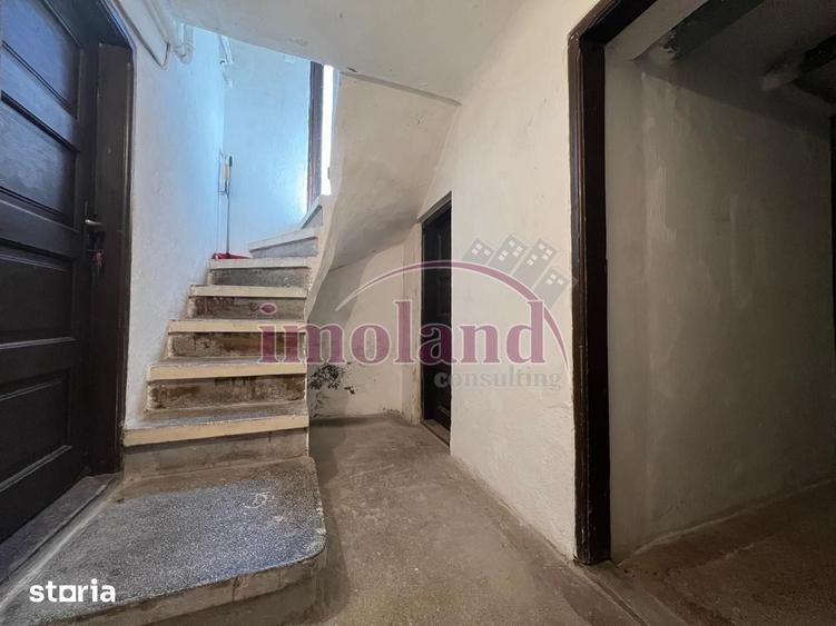 Casă cu 5 camere cu Teren 152 Mp în Pieptănari