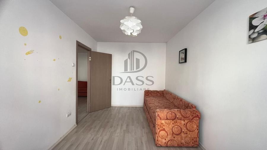 Apartament cu 3 camere decomandat, mobilat în Hipodrom 1