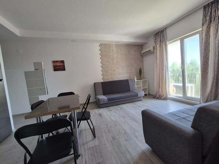 Apartament cu 2 camere semidecomandat în Ștefăneștii de Jos