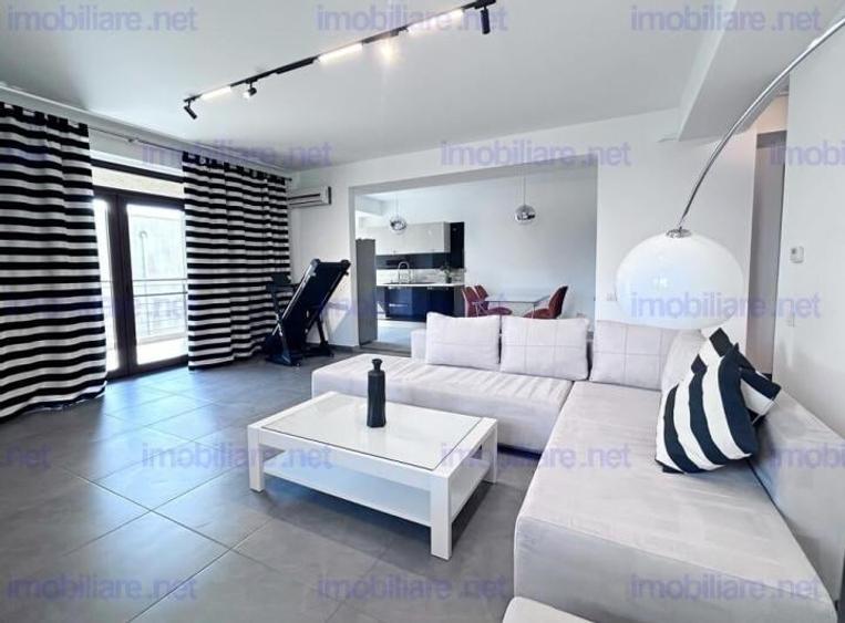 Apartament cu 3 camere decomandat, mobilat în Băneasa