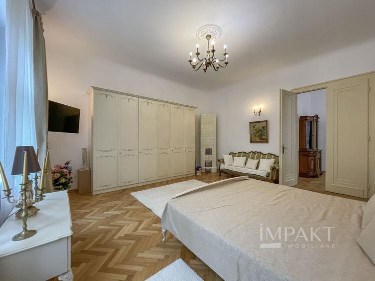 Apartament cu 3 camere semidecomandat, mobilat în Central