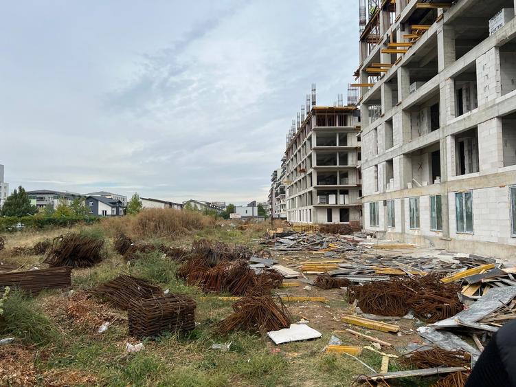 Teren Construcții intravilan de 3436 mp, în Theodor Pallady