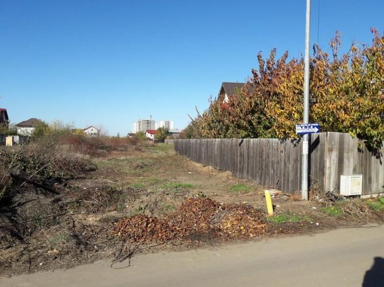 Teren Construcții intravilan de 2000 mp, în Nord