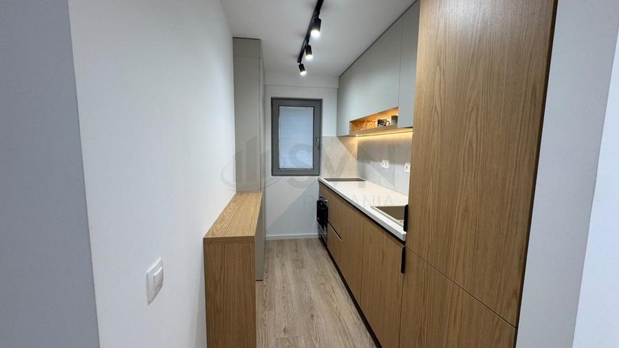 Apartament cu 2 camere decomandat, mobilat în Tei