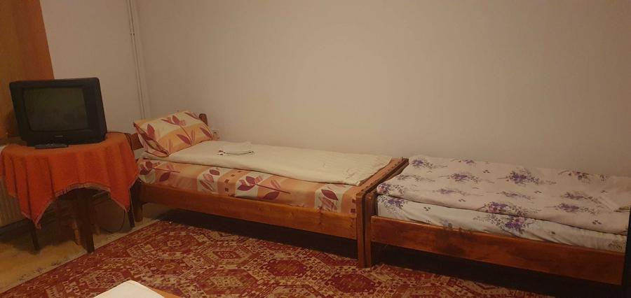 Casă cu 3 camere cu Teren 30 Mp în Central