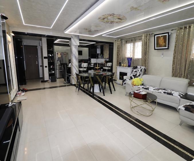 Apartament cu 4 camere decomandat, mobilat în Bună Ziua